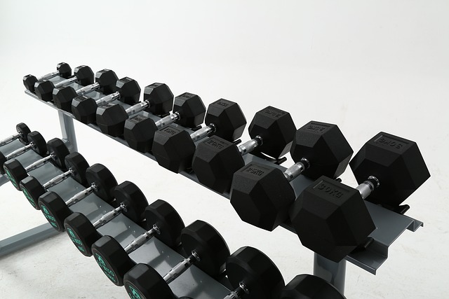 How to choose the right dumbbell weight for your goals